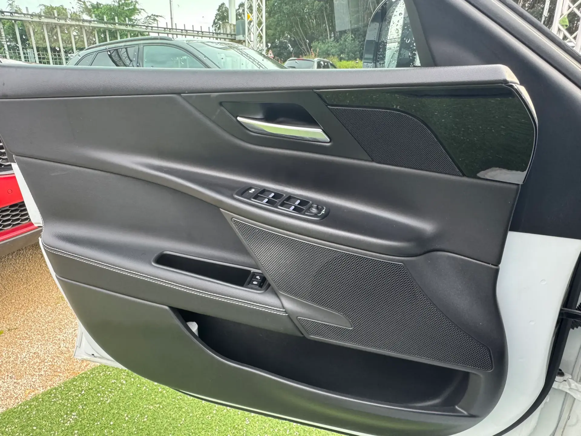 Jaguar XE 20d Aut. R-Sport 8