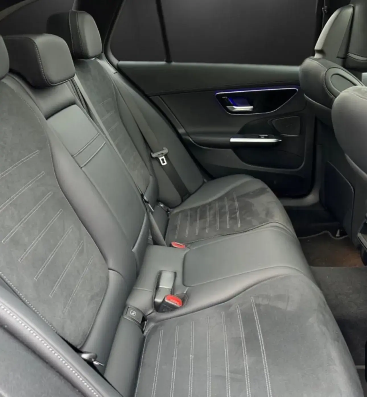 Mercedes-Benz C 300 de T 9G-TRONIC AMG Line Advanced 9