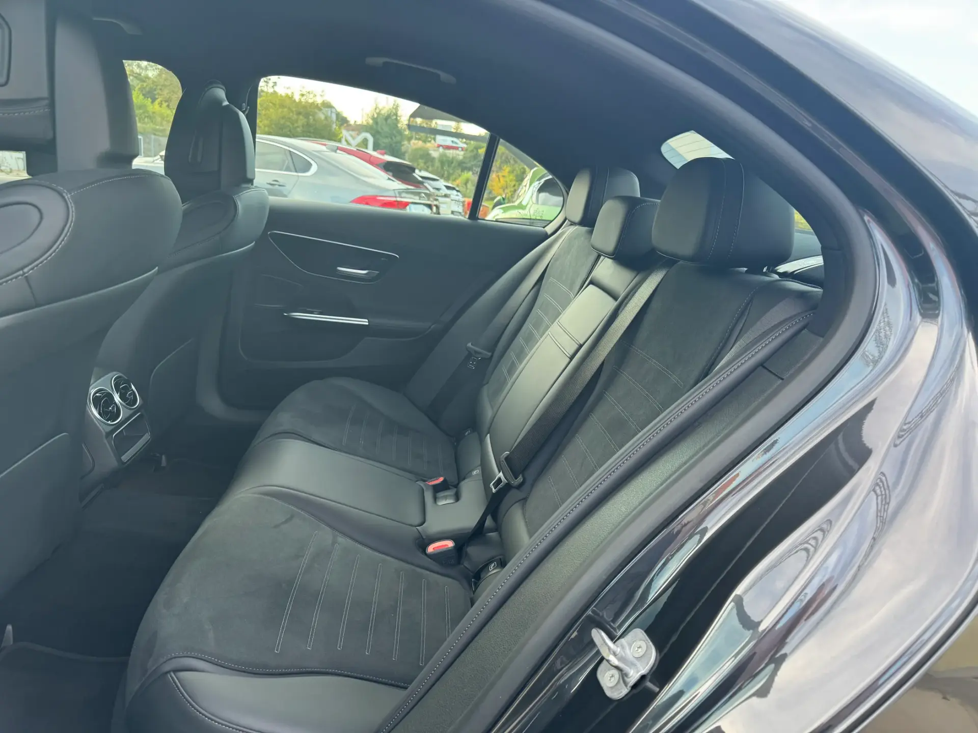 Mercedes-Benz C 300 AMG 24