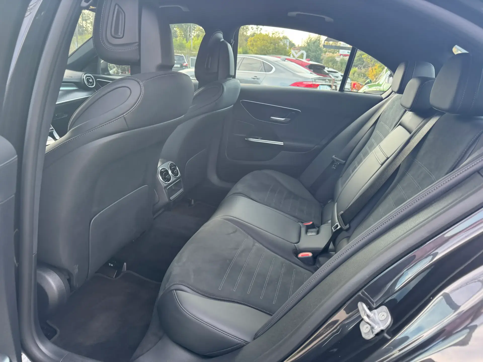 Mercedes-Benz C 300 AMG 41