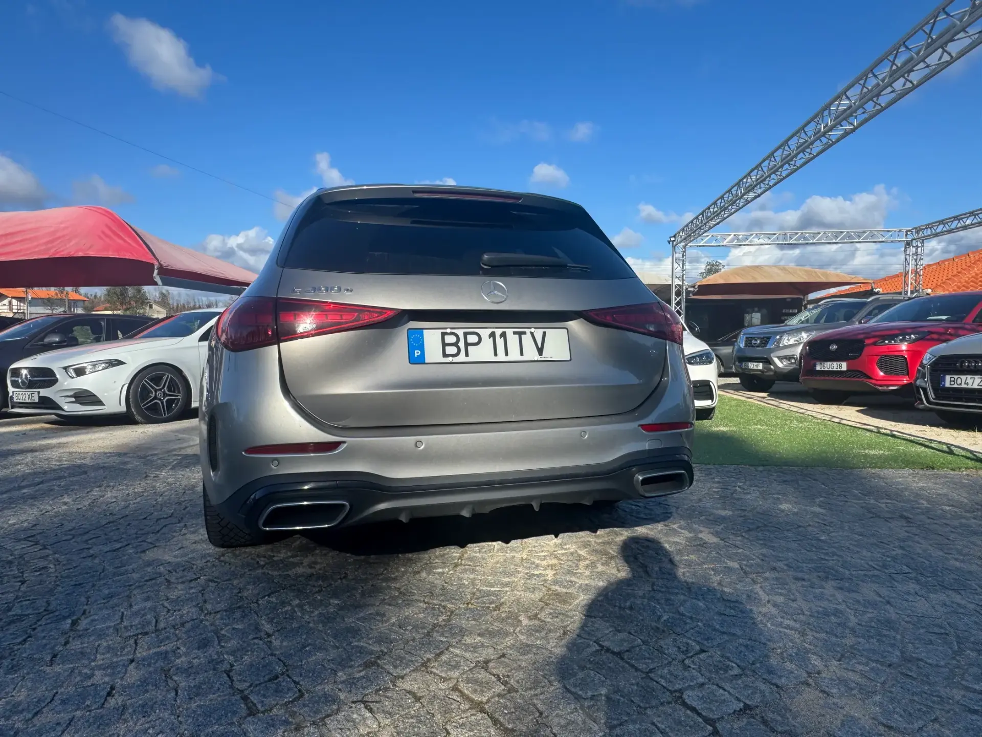 Mercedes-Benz C 300 e AMG Line 2