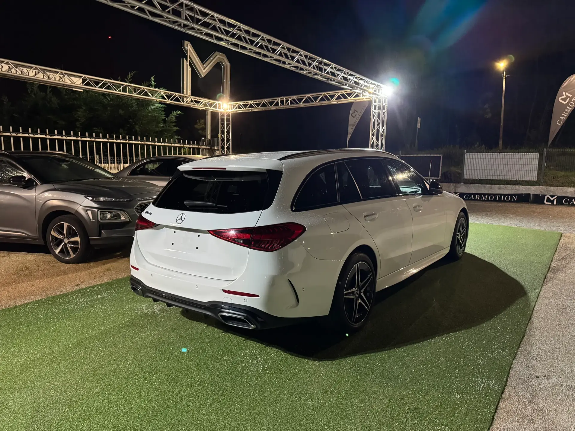 Mercedes-Benz C 300 13