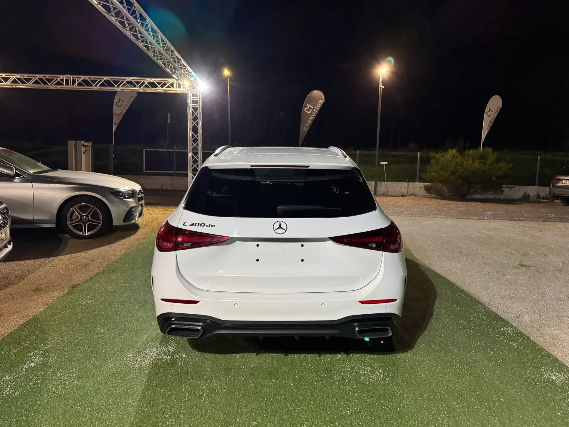 Mercedes-Benz C 300 14