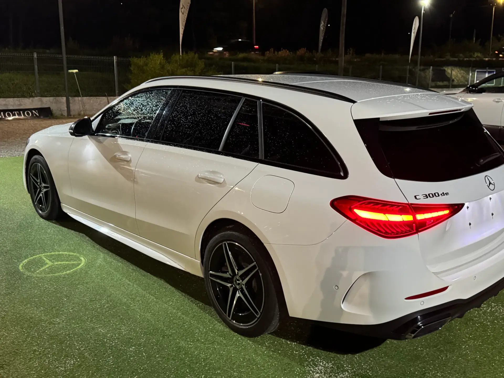 Mercedes-Benz C 300 19