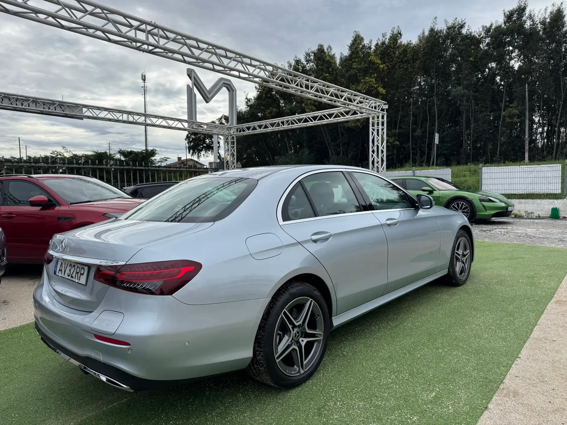 Mercedes-Benz E 300 de AMG Line 5