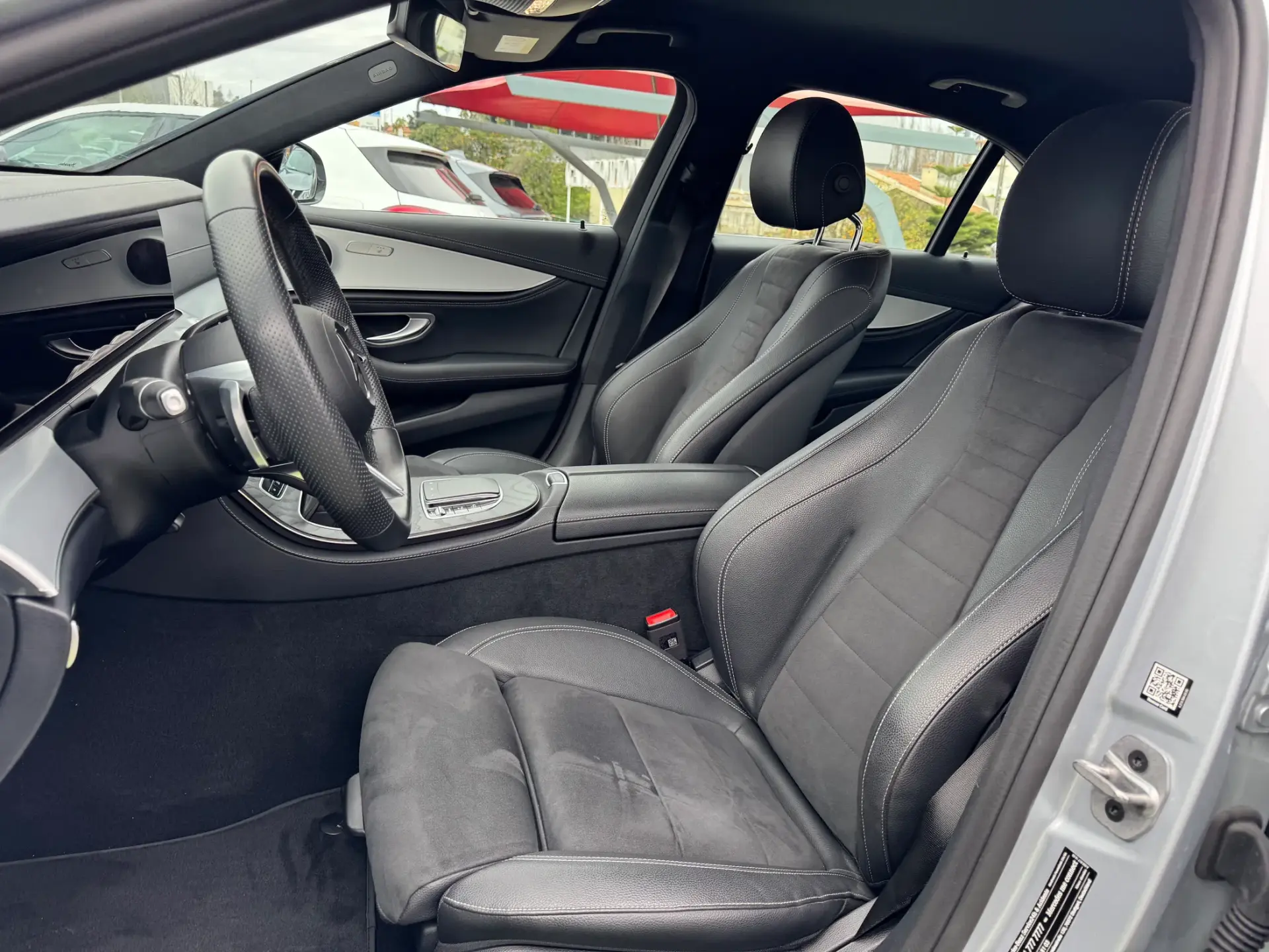 Mercedes-Benz E 300 de AMG Line 8