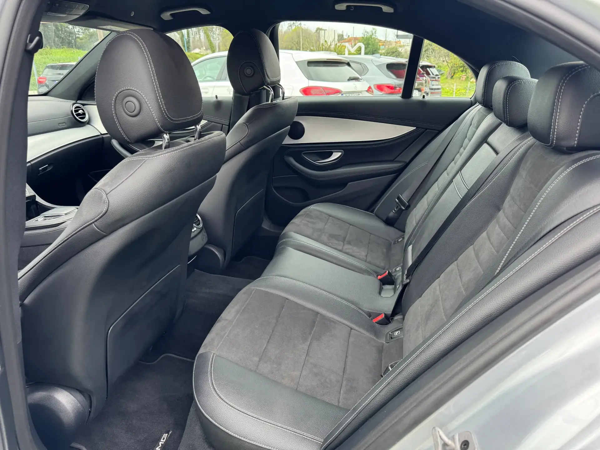 Mercedes-Benz E 300 de AMG Line 9