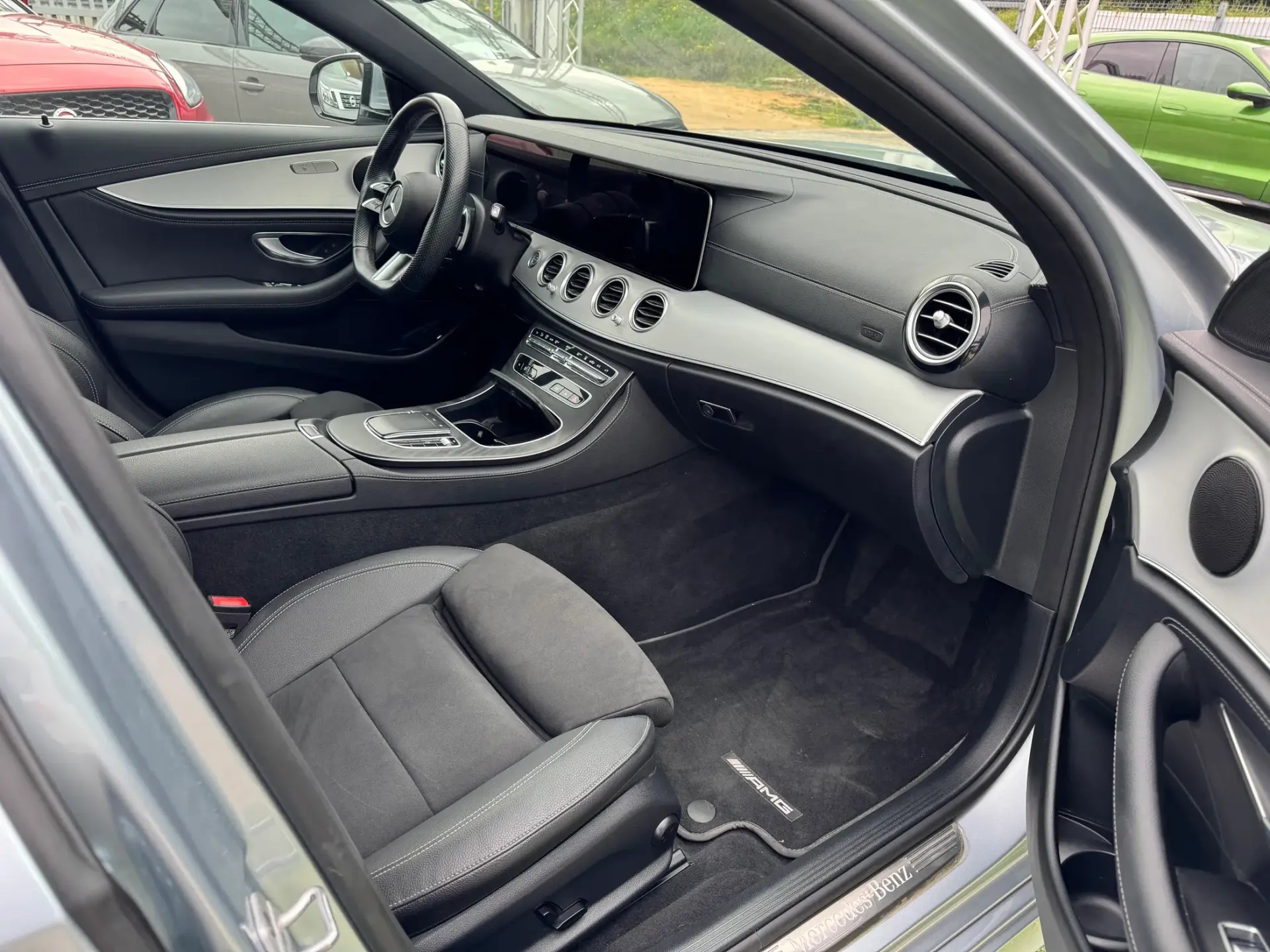 Mercedes-Benz E 300 de AMG Line 24