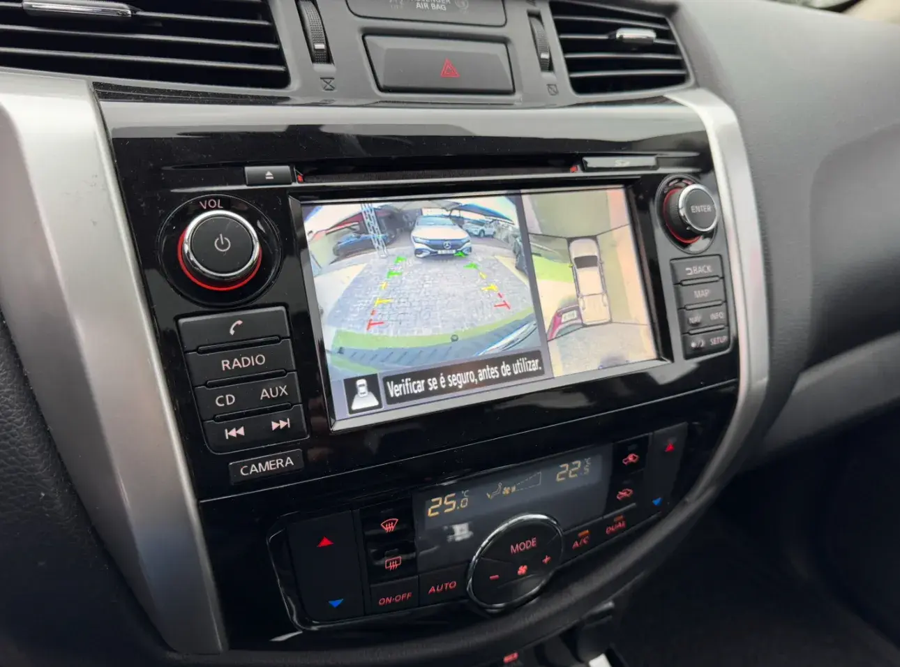 Nissan Navara DC N-Connecta 10