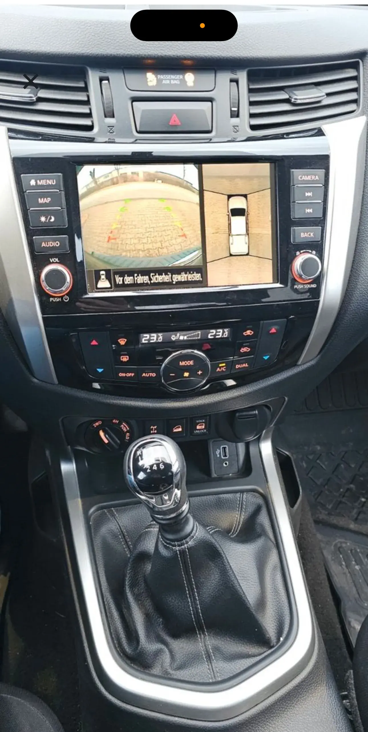 Nissan Navara DC N-Connecta 13