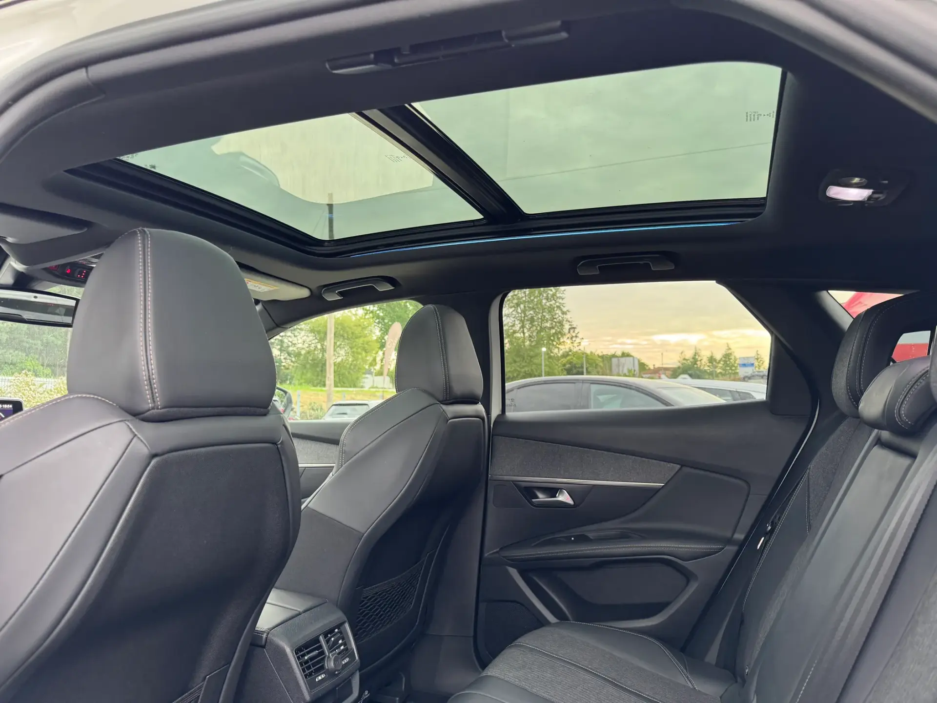 Peugeot 3008 1.6 BlueHDi GT Line EAT6 21