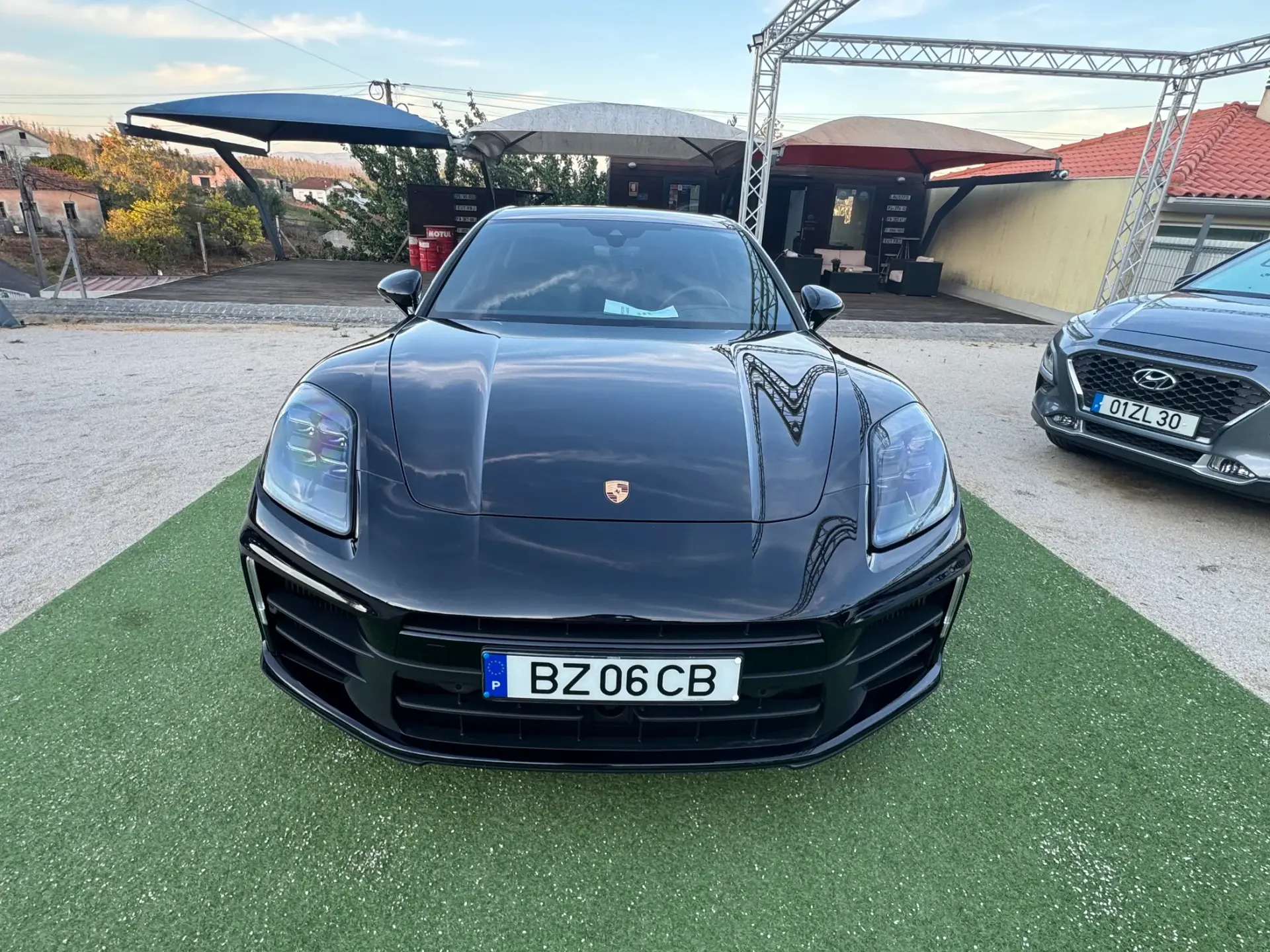 Porsche Panamera 4 E-Hybrid 4