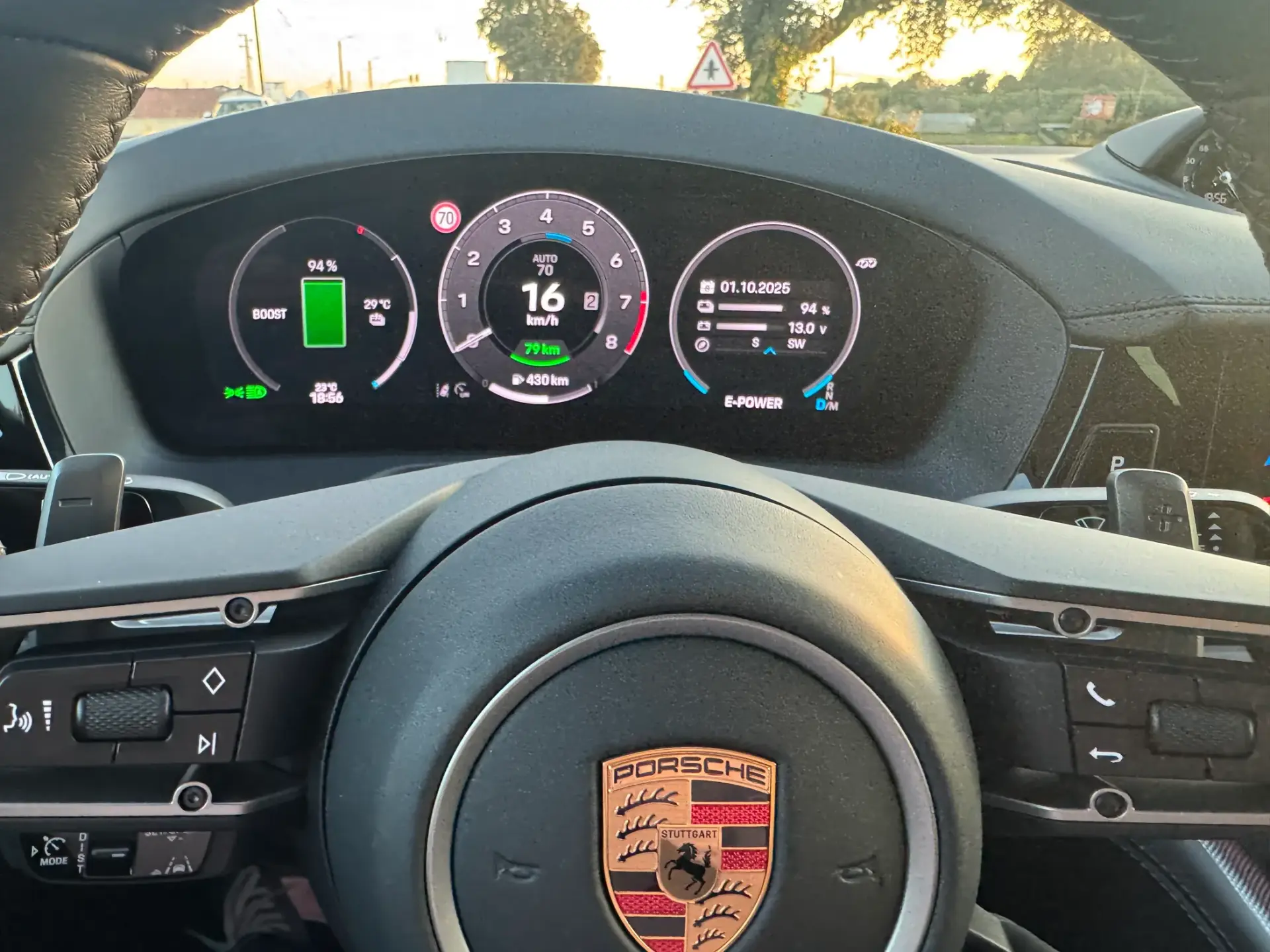 Porsche Panamera 4 E-Hybrid 22