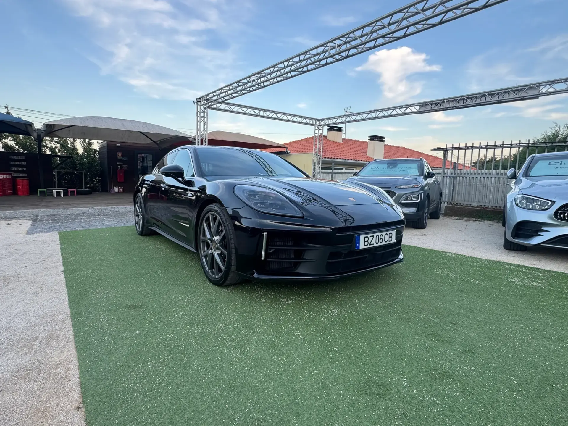 Porsche Panamera 4 E-Hybrid 23