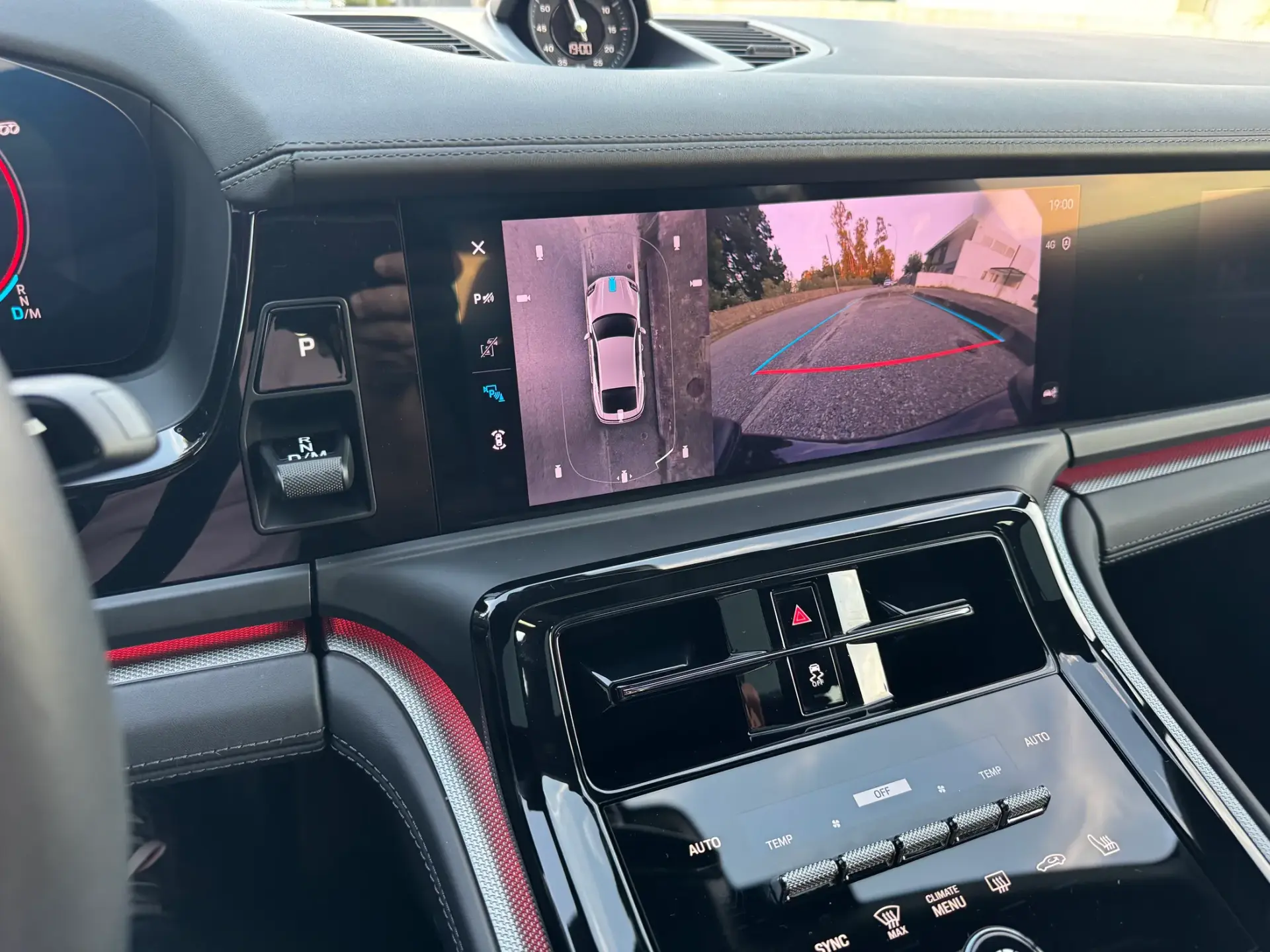 Porsche Panamera 4 E-Hybrid 39