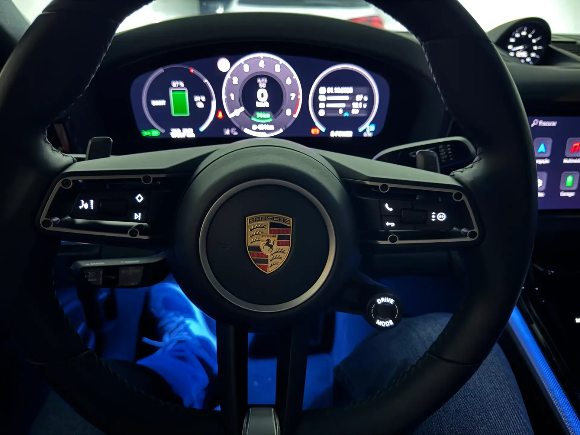 Porsche Panamera 4 E-Hybrid 44