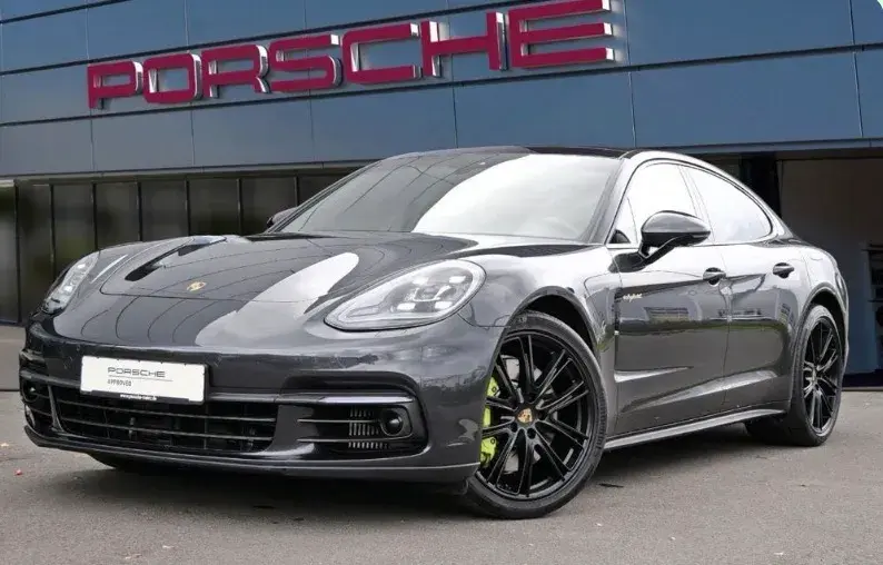Porsche Panamera 4 E-Hybrid 2
