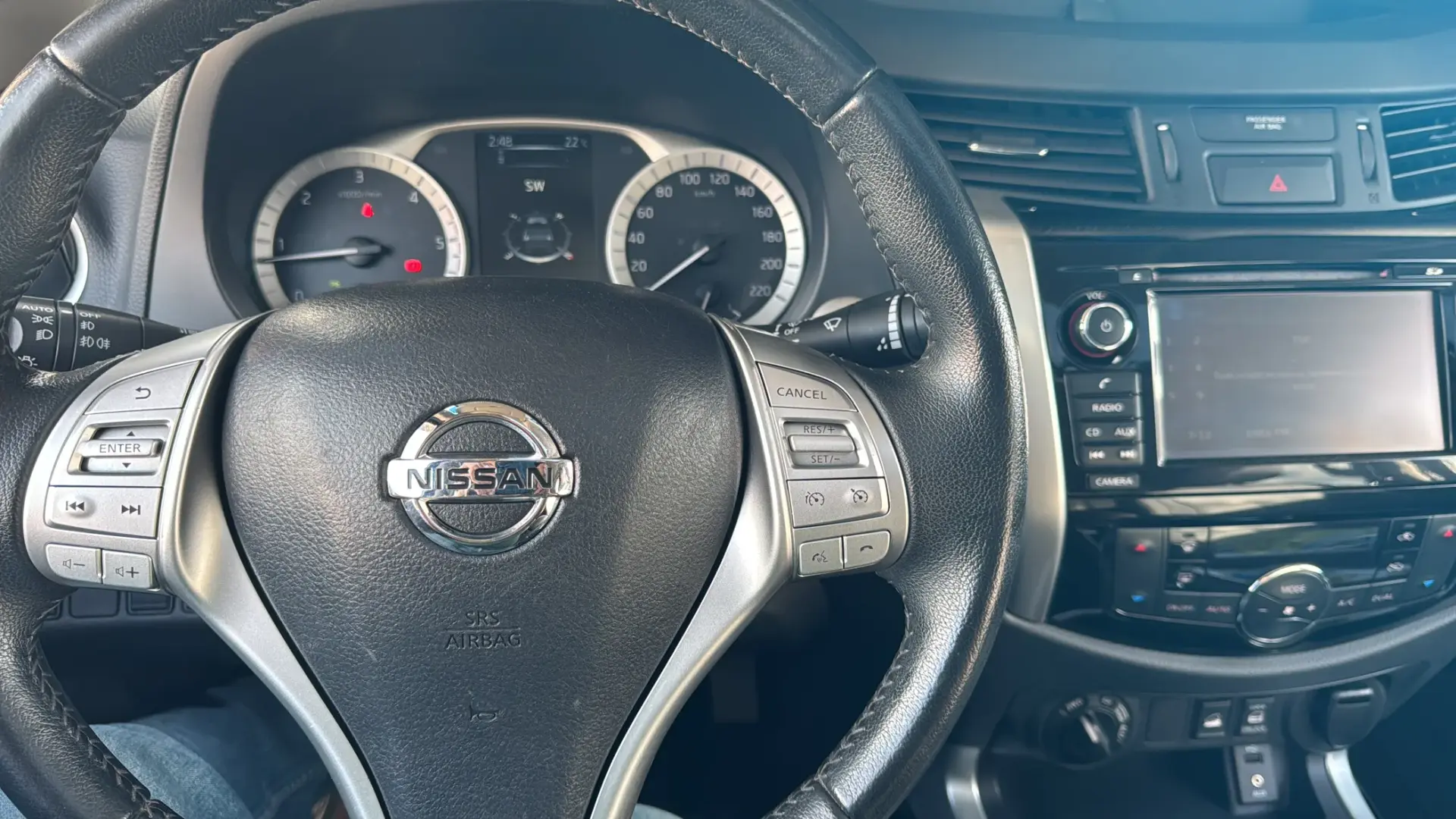 Nissan Navara 2.3 dCi CD 4WD Tekna 15