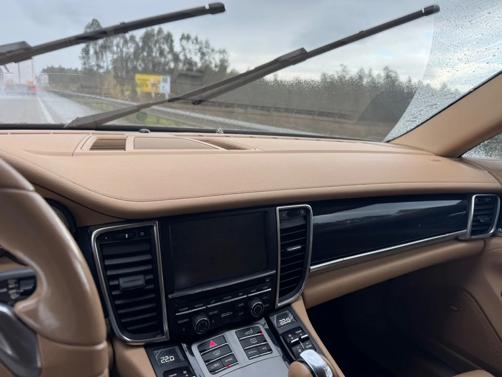 Porsche Panamera S E-Hybrid 10