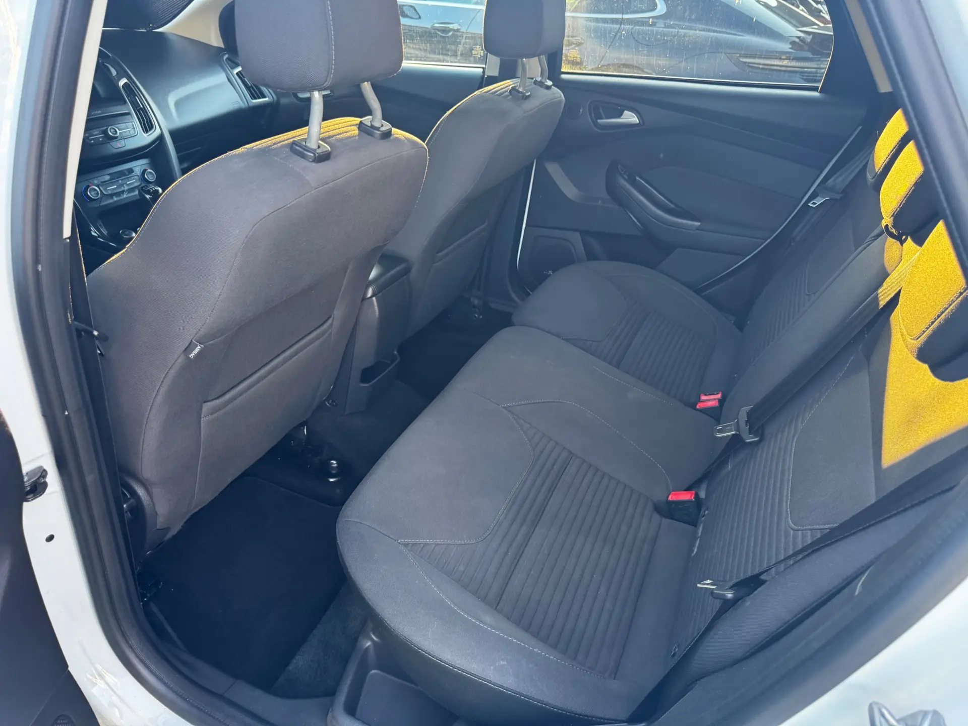Ford Focus SW 1.5 TDCi EcoBlue Titanium 10