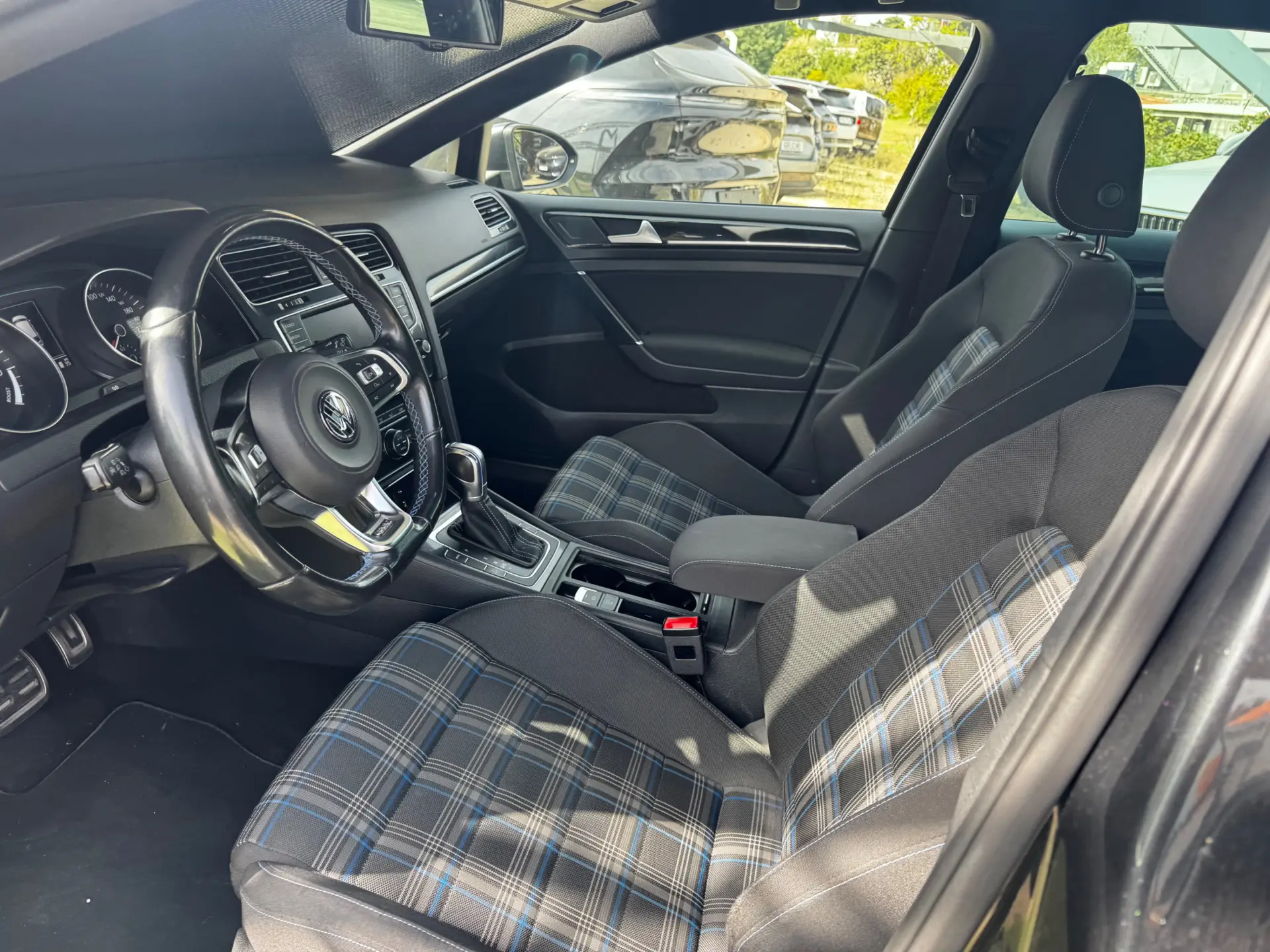 Volkswagen Golf 1.4 GTE Plug-in-Hybrid DSG 27