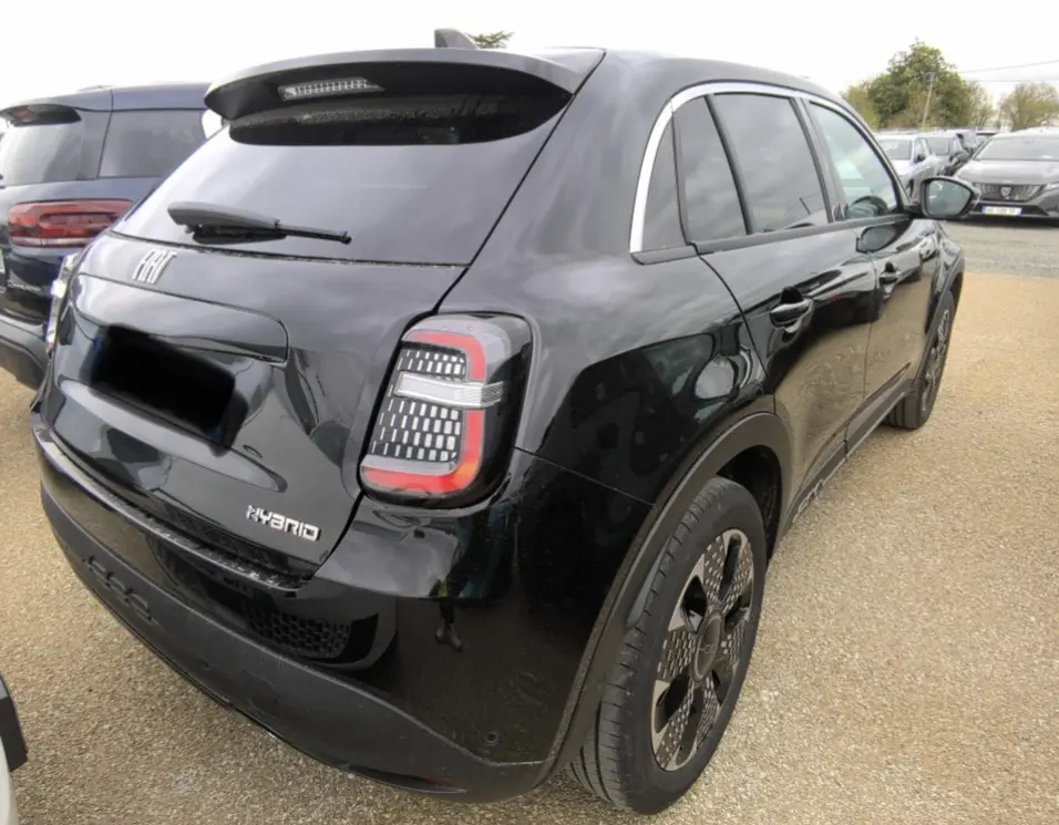 Fiat 600 1.2 Hybrid La Prima 2