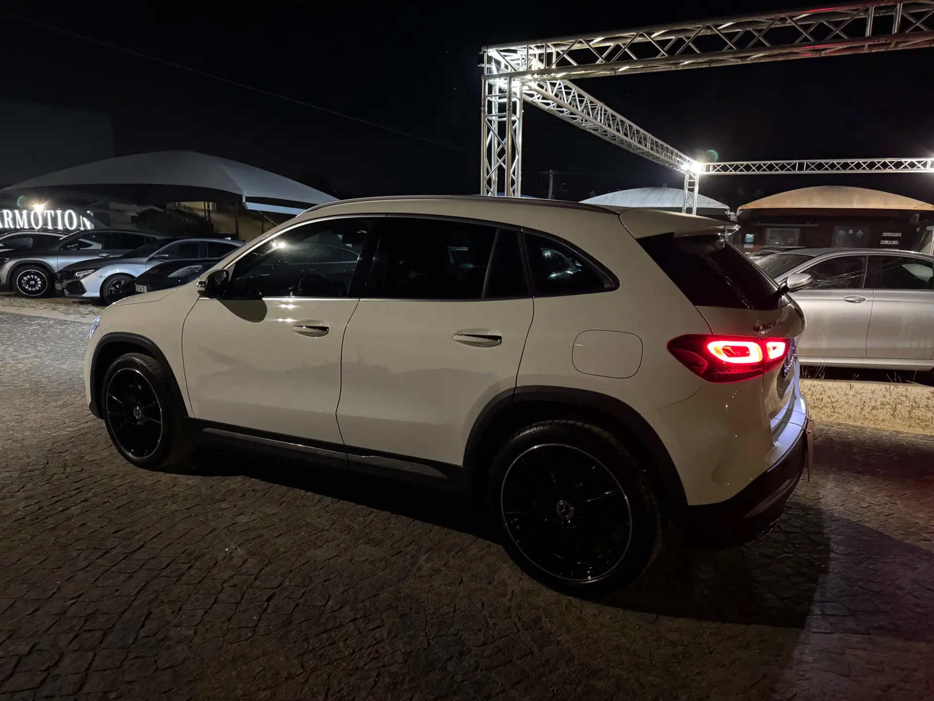 Mercedes-Benz GLA 250 e 8G-DCT AMG Line 15