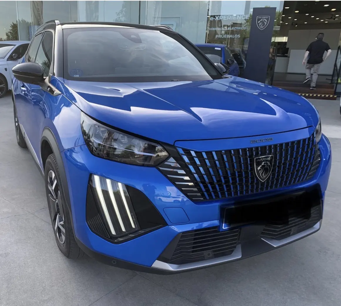 Peugeot e-2008 50 kWh GT 2