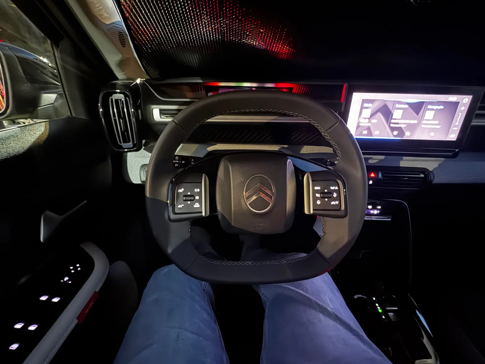 Citroen e-C3 44 kWh Autonomia Conforto Max 18