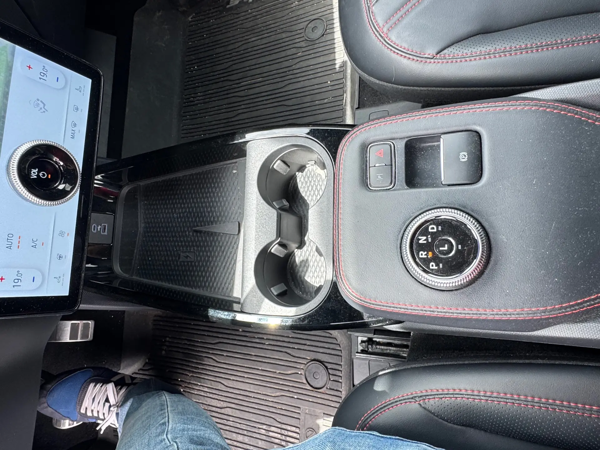 Ford Mustang Mach-E 98.7 kWh Premium 10