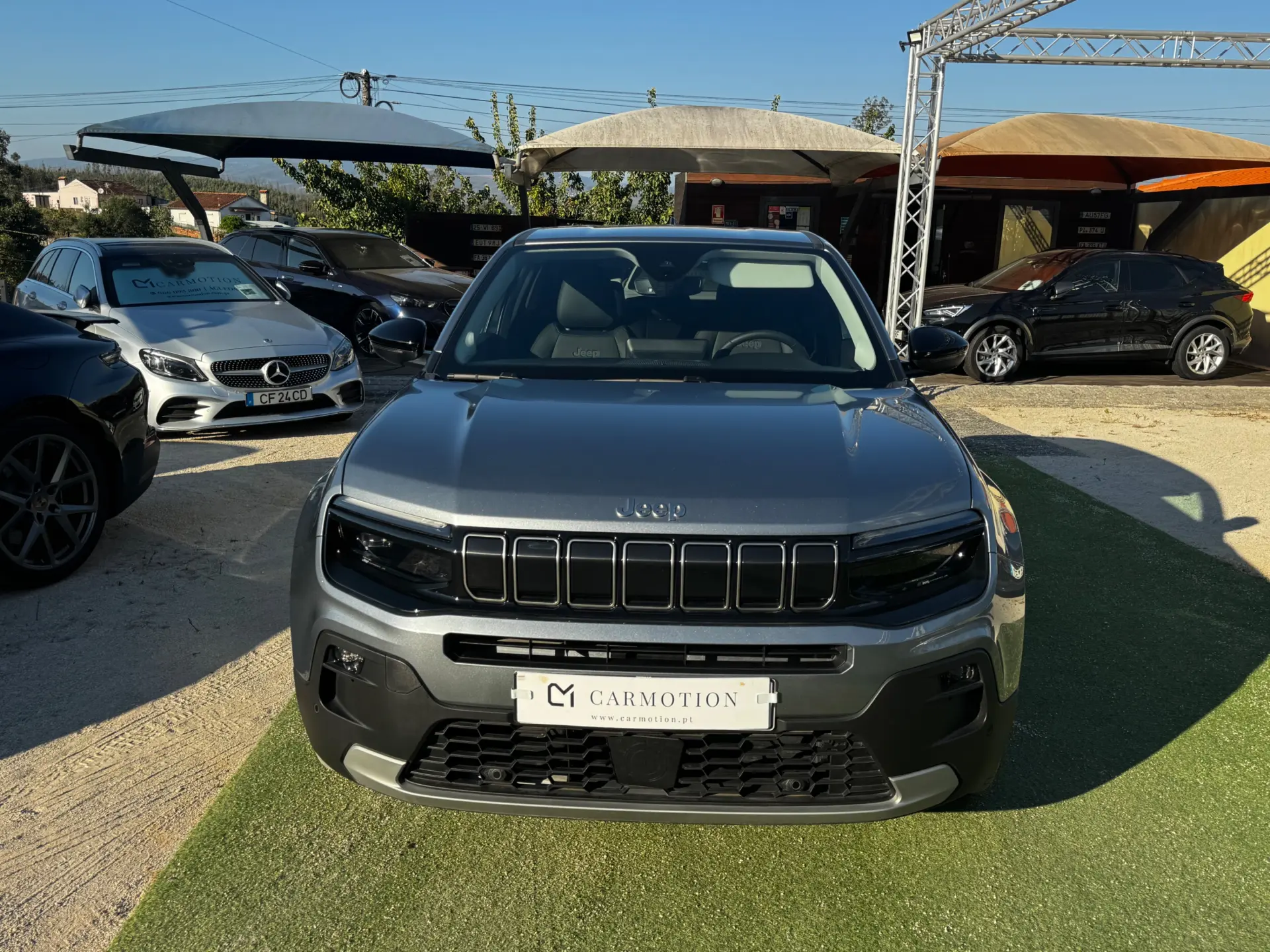 Jeep Avenger 10