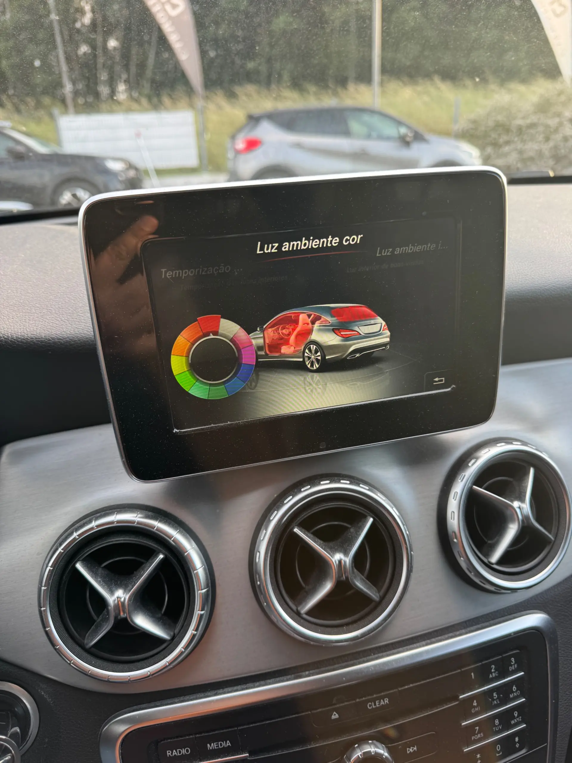Mercedes-Benz CLA 180 d AMG Line 6