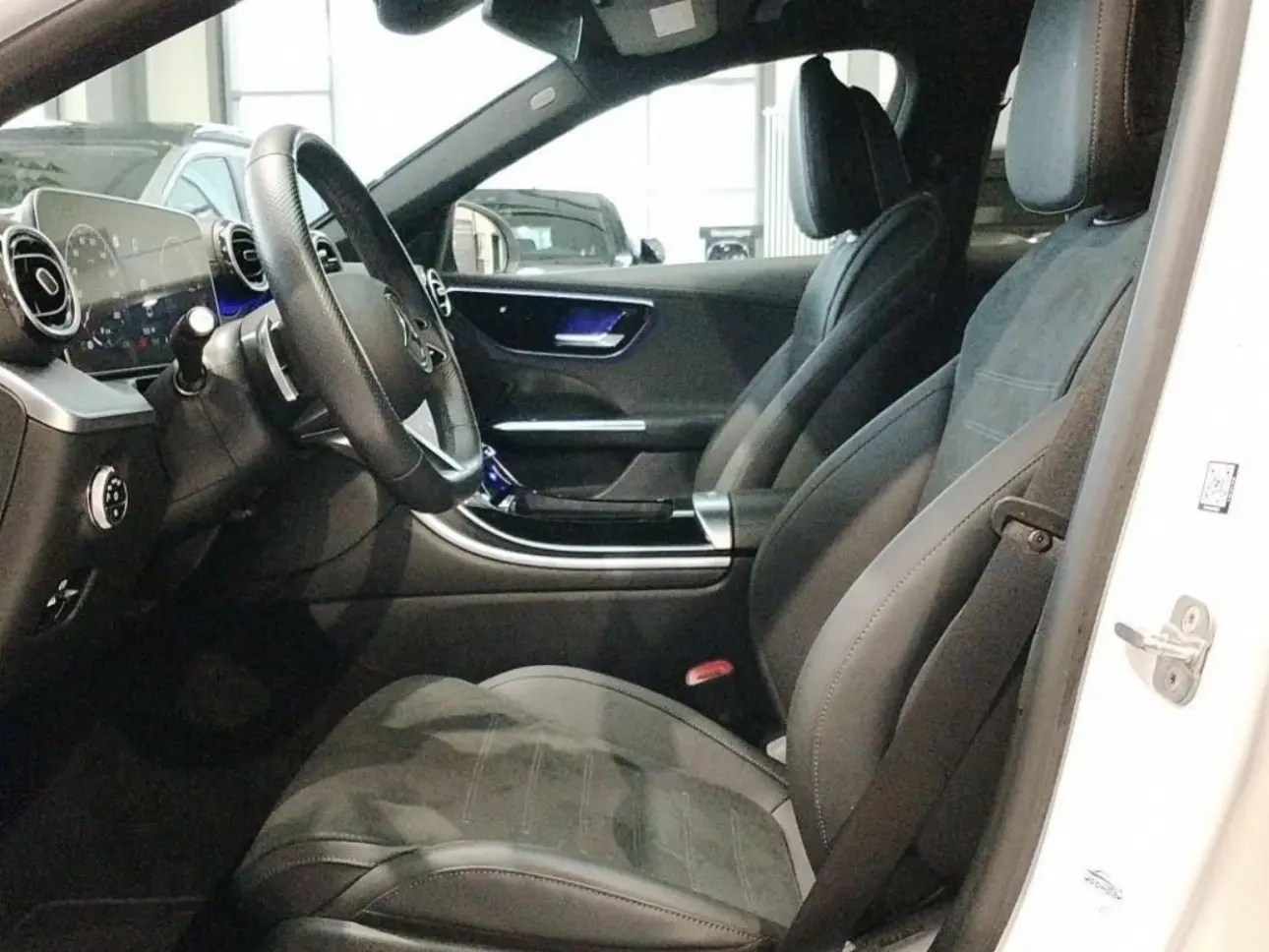 Mercedes-Benz C 300 de 9G-TRONIC AMG Line 3
