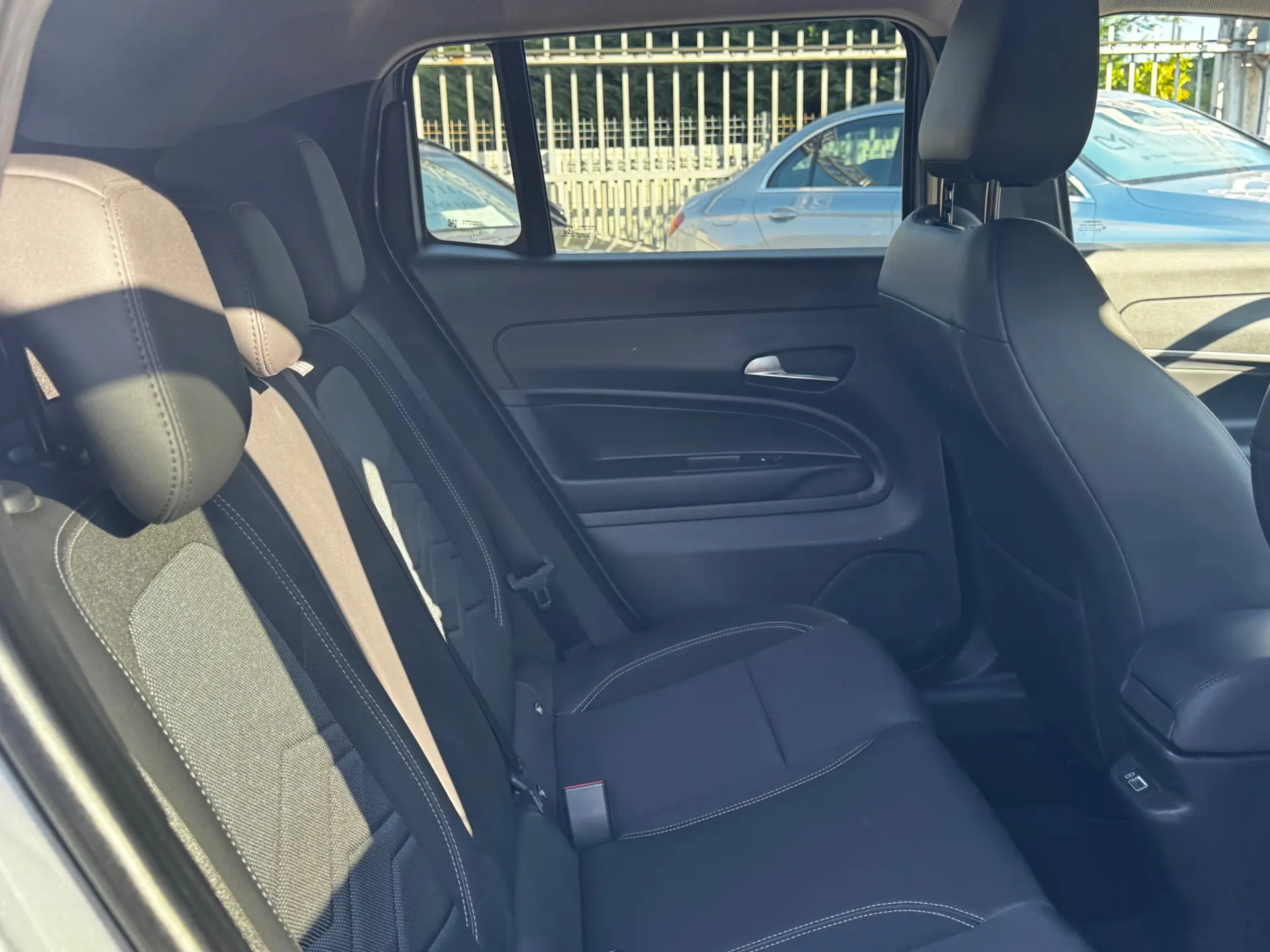 Jeep Avenger 54 kWh Summit 22