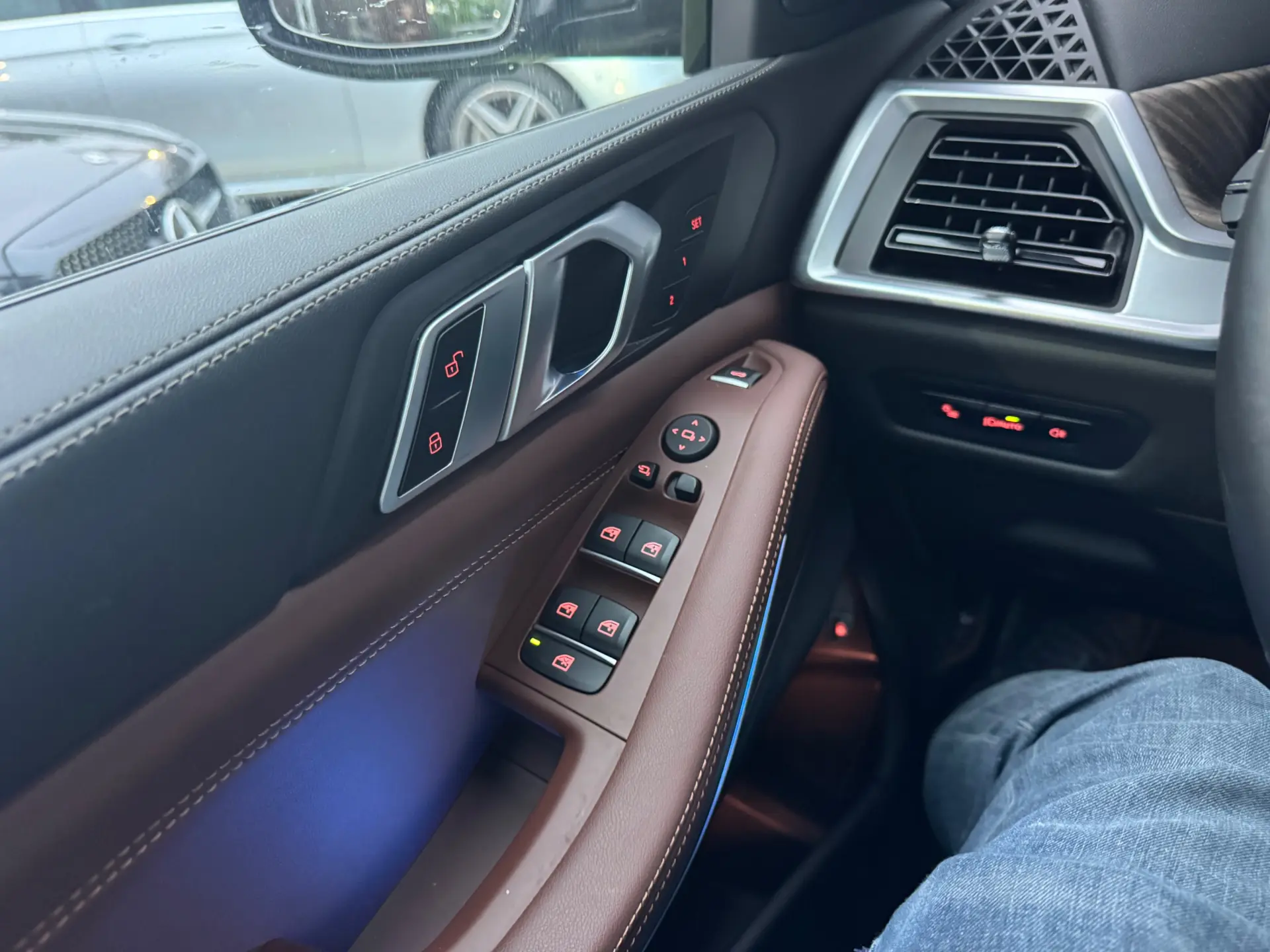 BMW X5 50 e xDrive Pack M Desportivo Pro 41