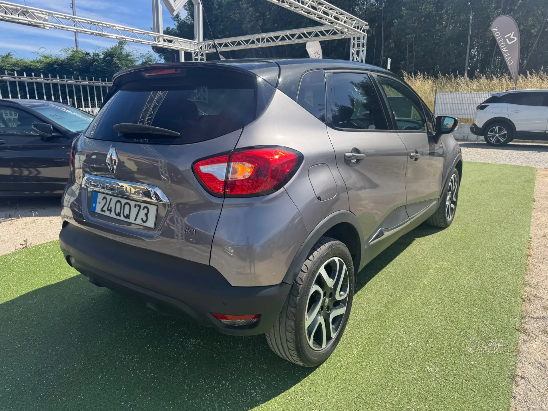 Renault Captur 1.5 dCi Exclusive 3