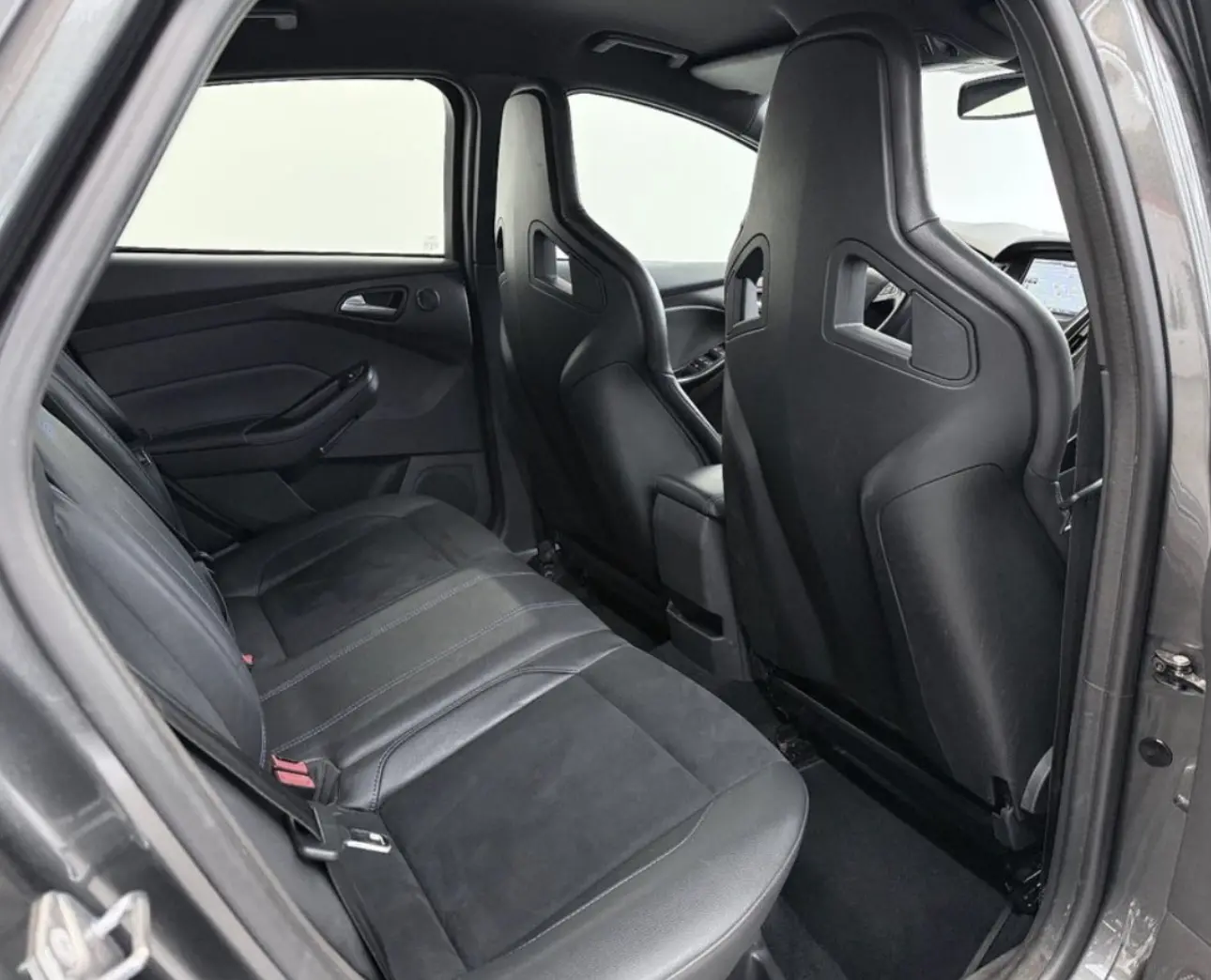 Ford Focus 2.3 EcoBoost RS Pack Performance 8