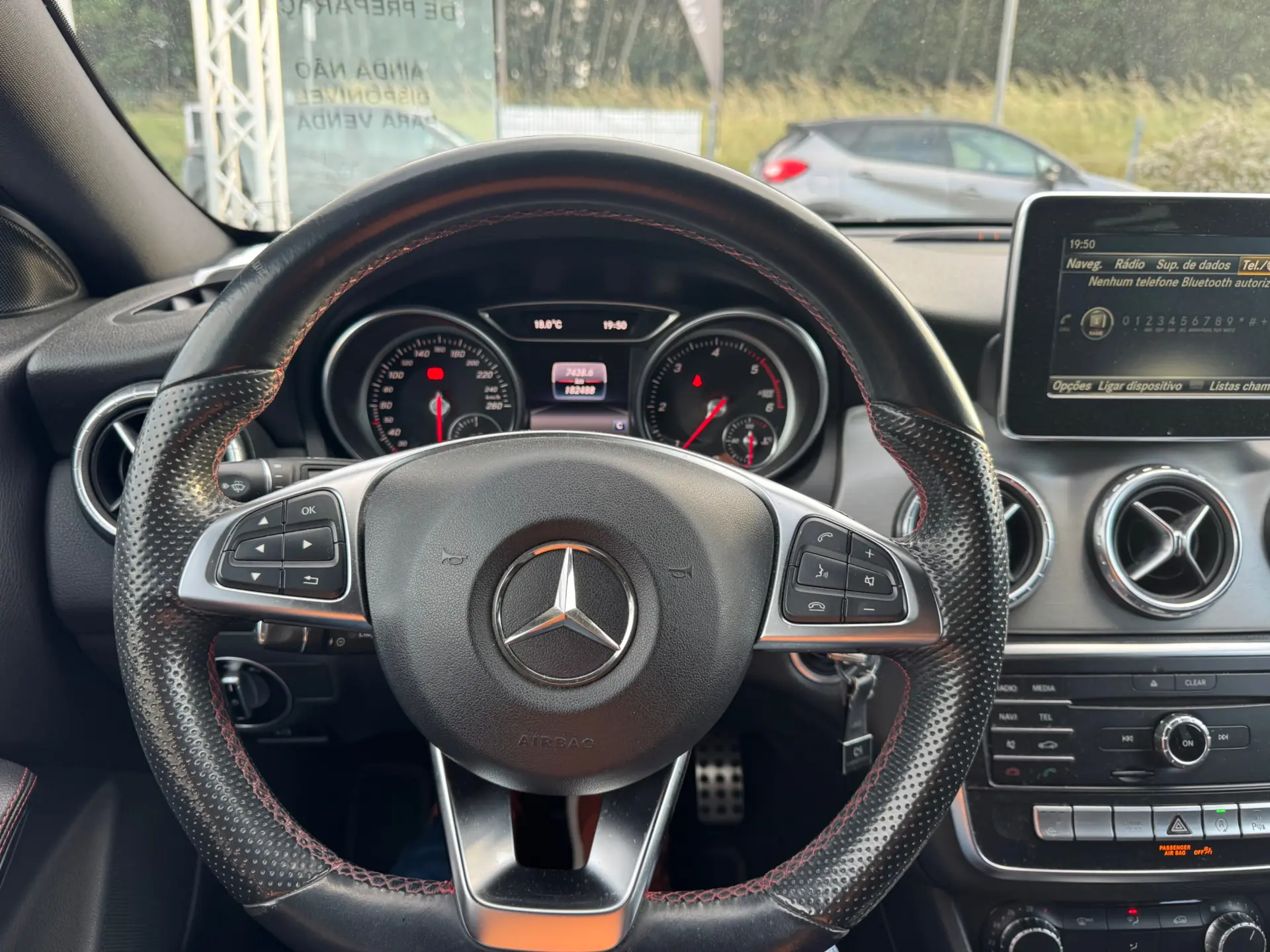 Mercedes-Benz CLA 180 d AMG Line 14