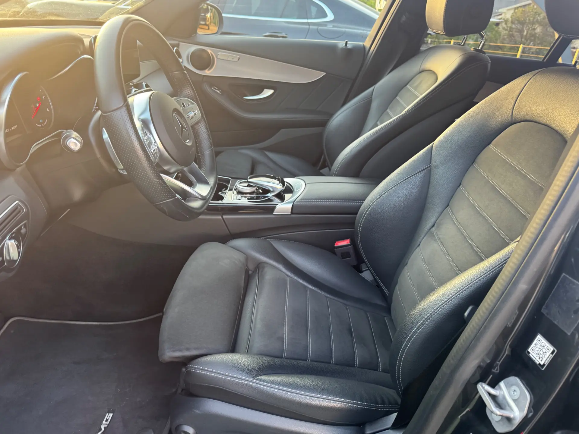 Mercedes-Benz C 300 de AMG Line 14