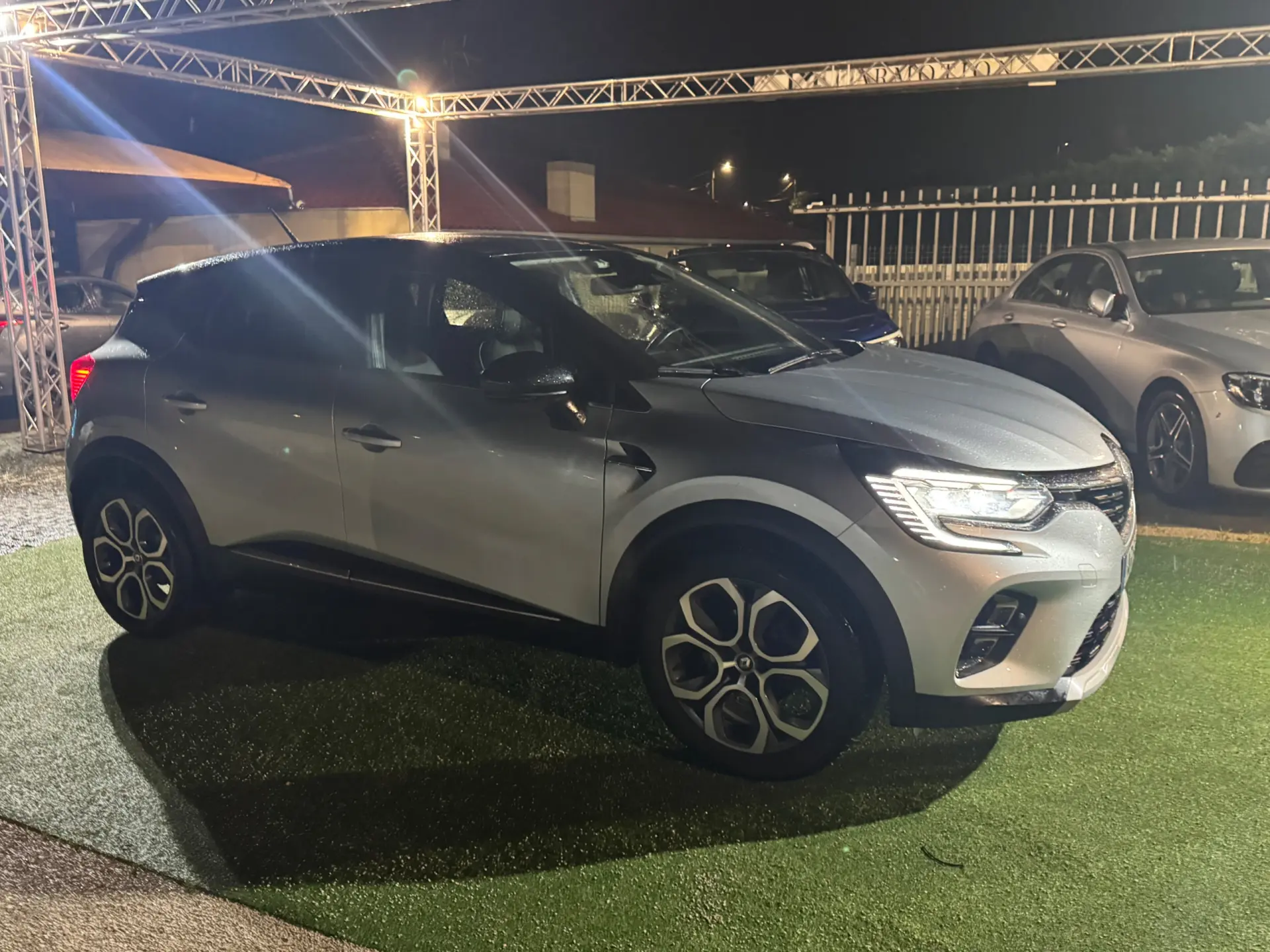 Renault Captur 1.0 TCe Intens 8