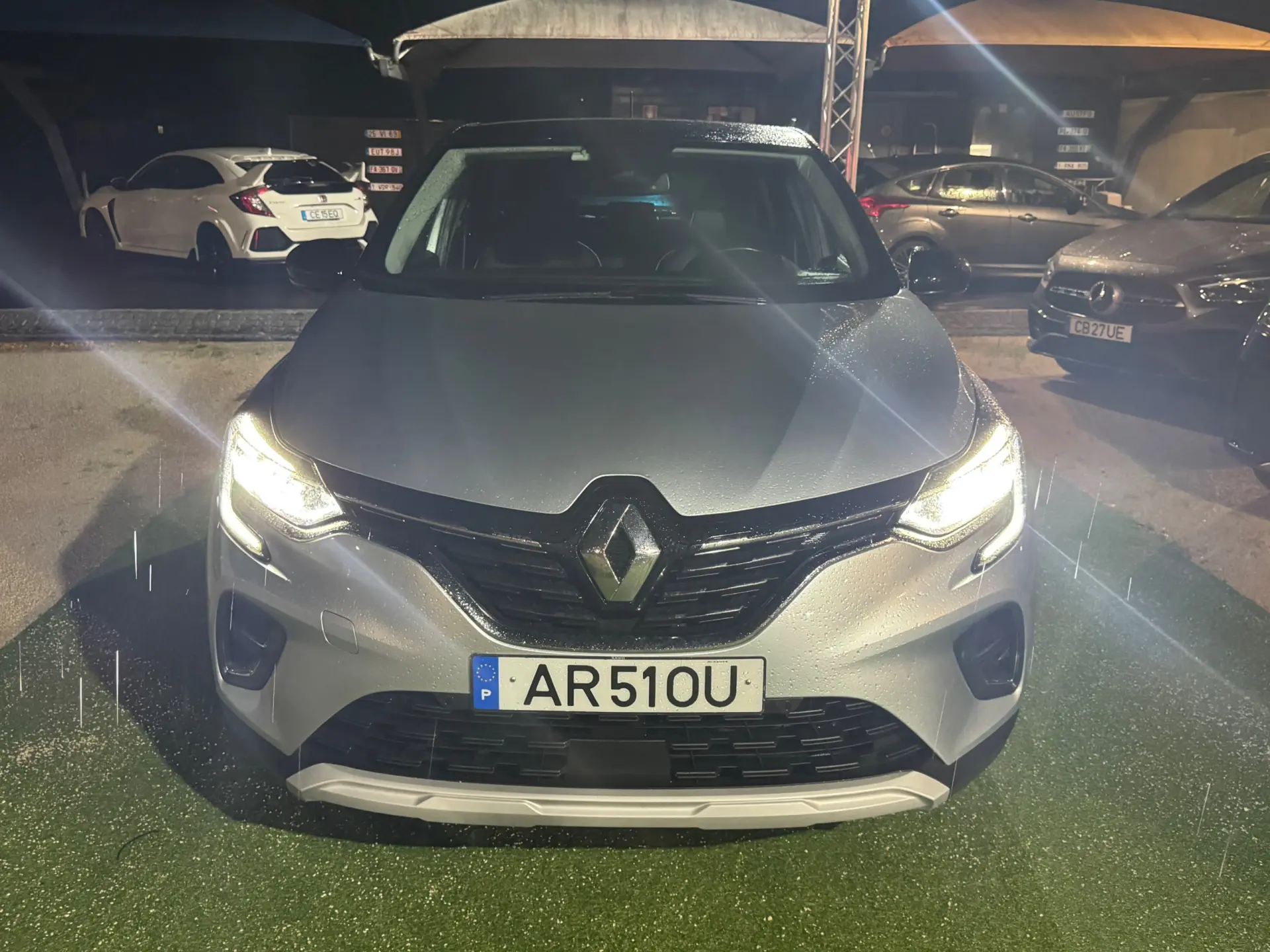 Renault Captur 1.0 TCe Intens 6