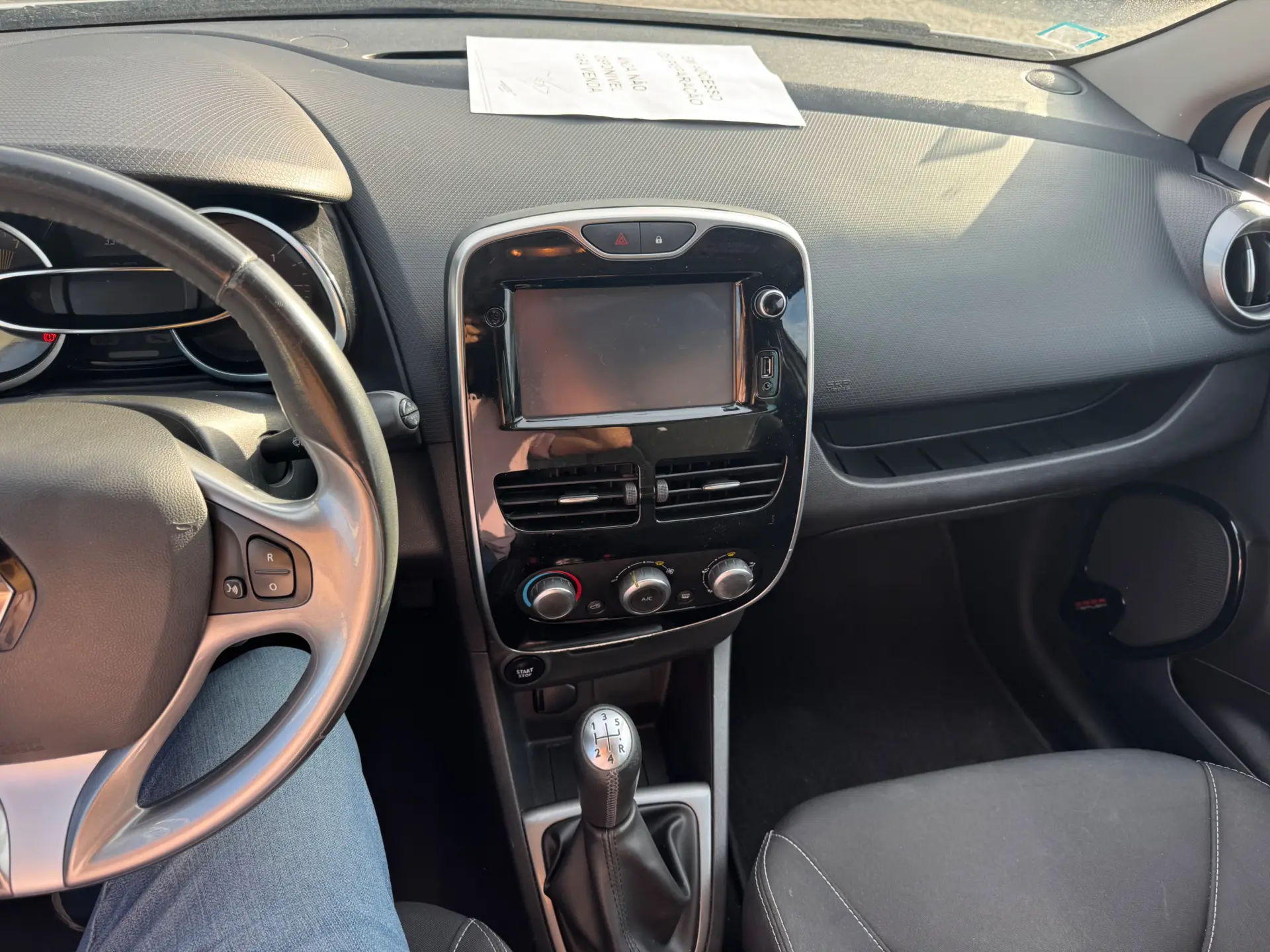 Renault Clio 0.9 TCe Limited Edition 20