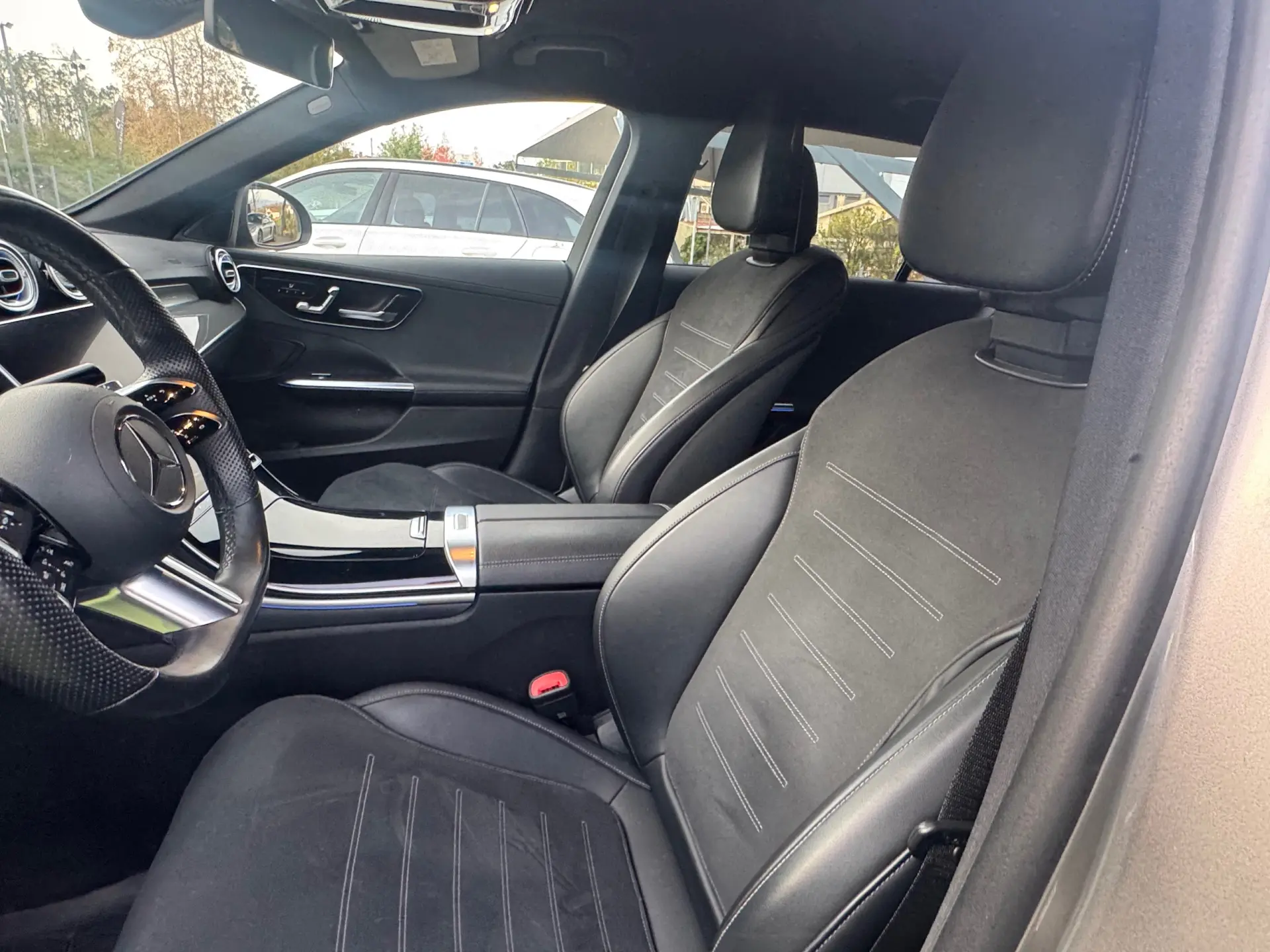 Mercedes-Benz C 300 e AMG Line 21