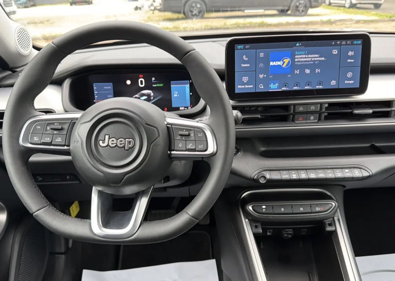 Jeep Avenger 7