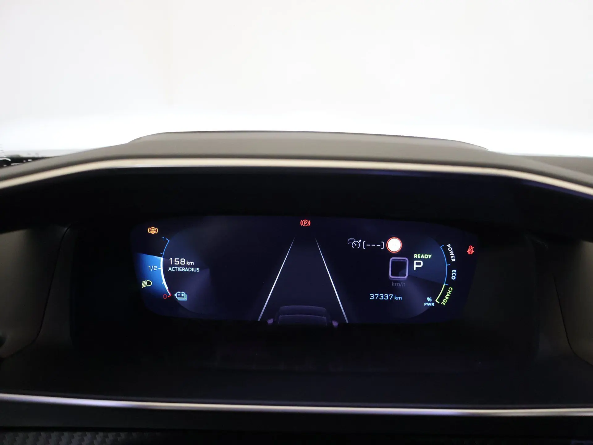 Peugeot e-2008 50 kWh Allure Pack 24