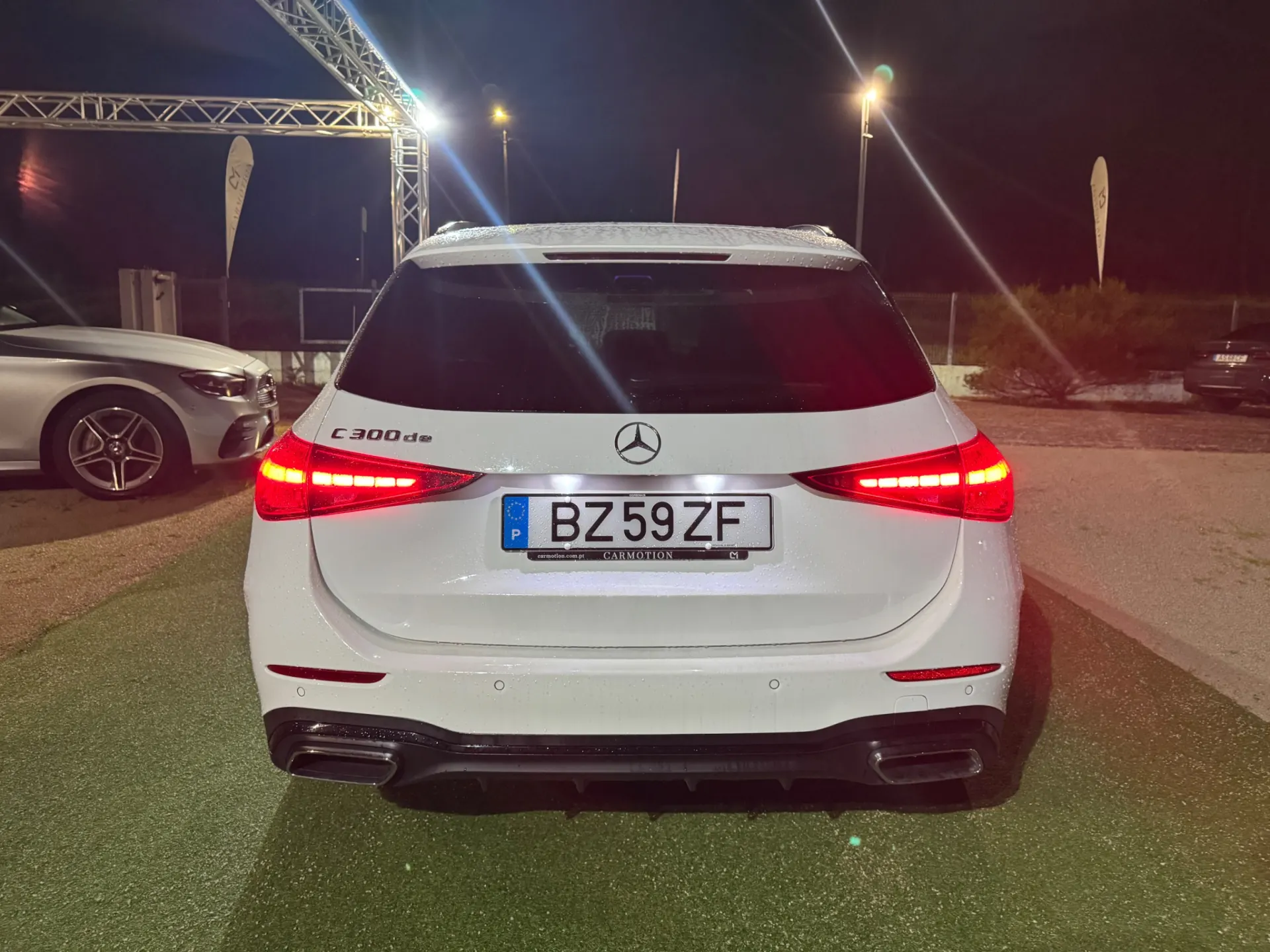 Mercedes-Benz C 300 32