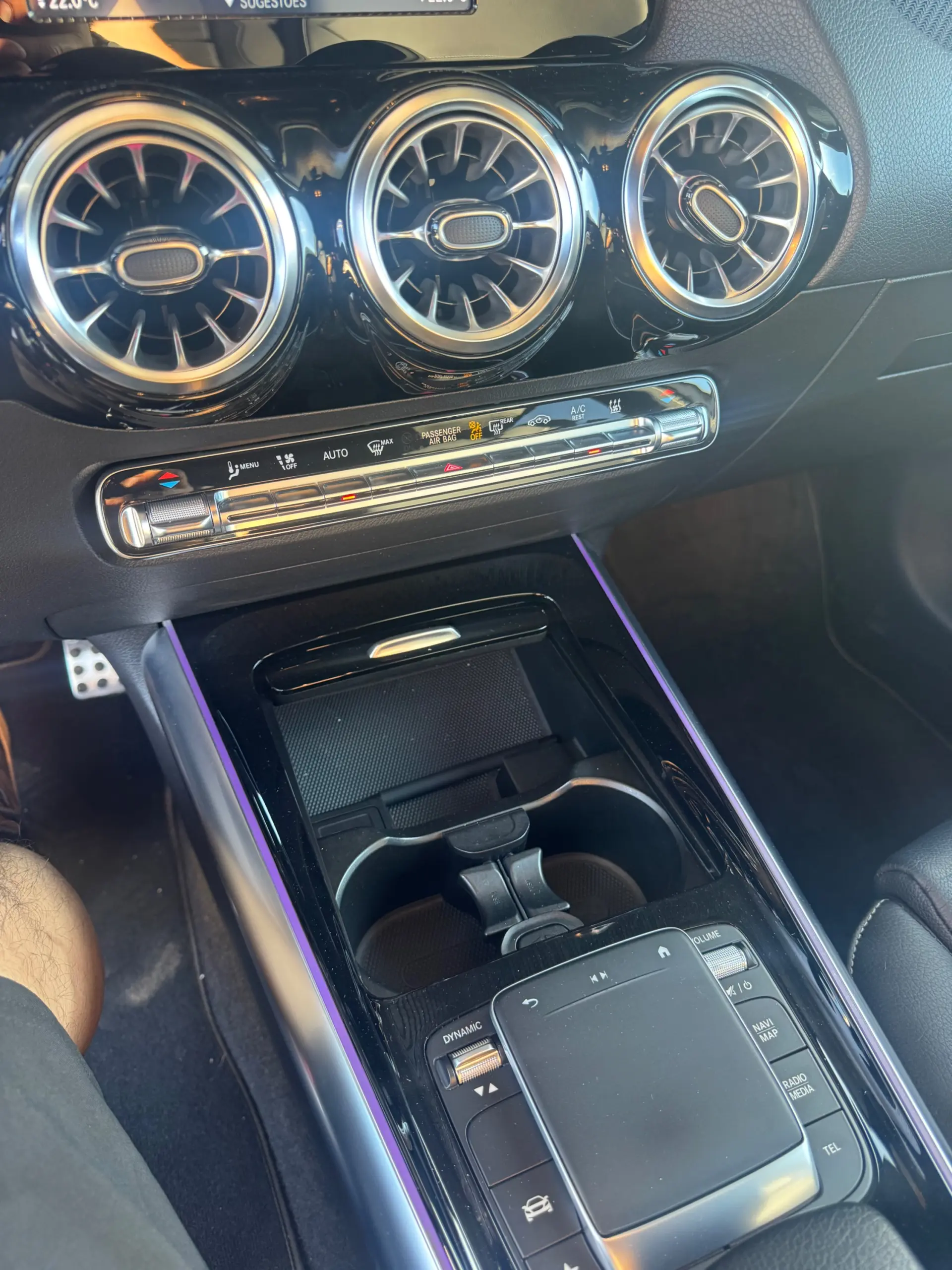 Mercedes-Benz GLA 250 e 8G-DCT AMG Line 41