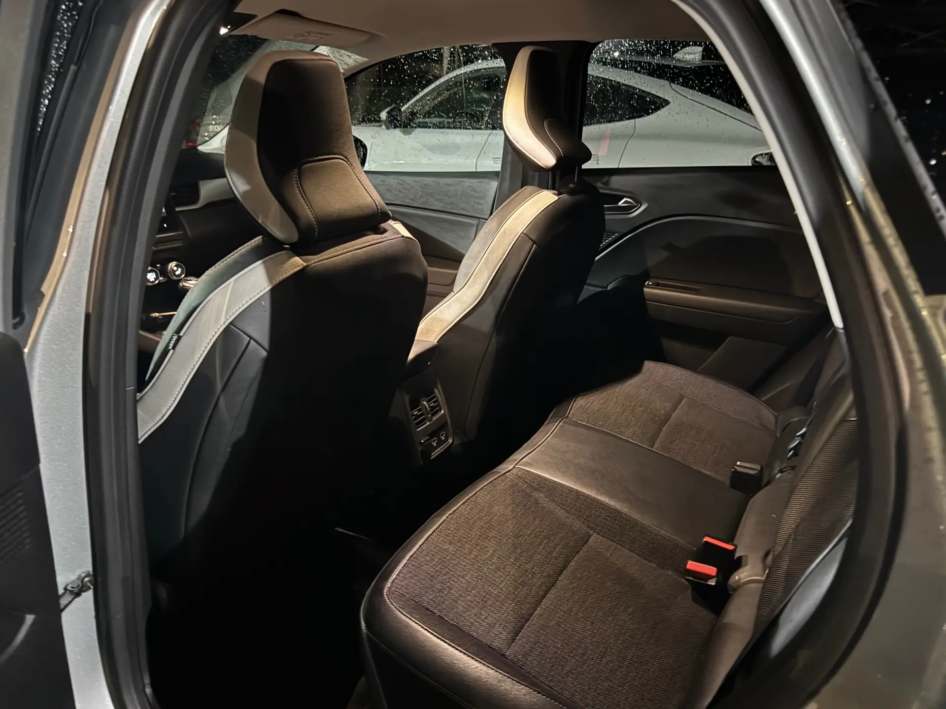 Renault Captur 1.0 TCe Intens 19