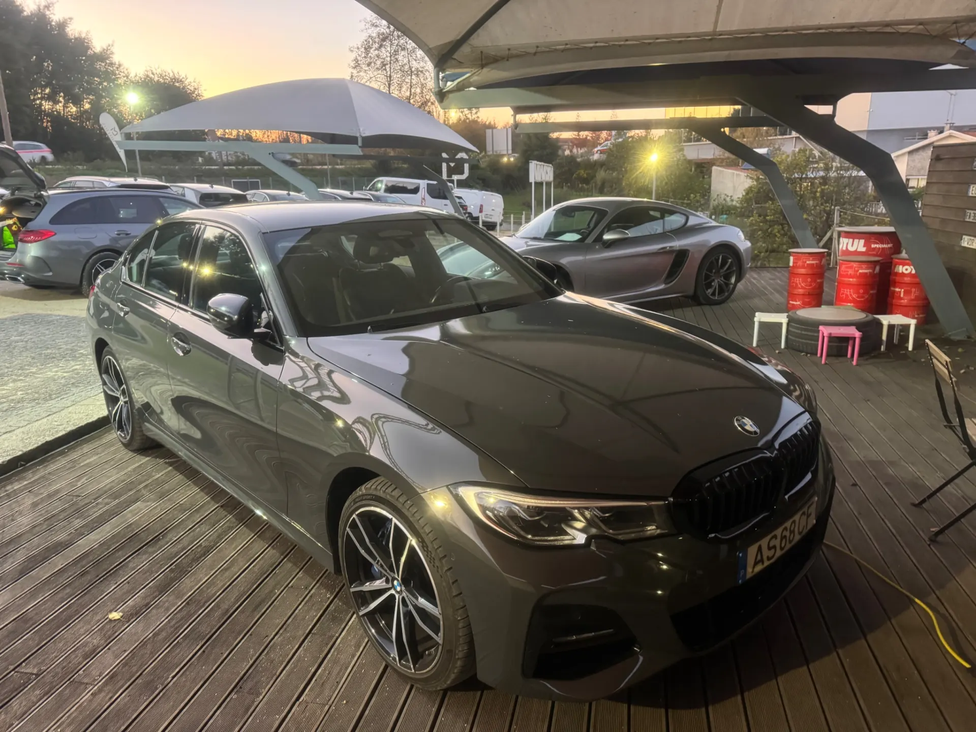 BMW 330 e Pack M Auto 29