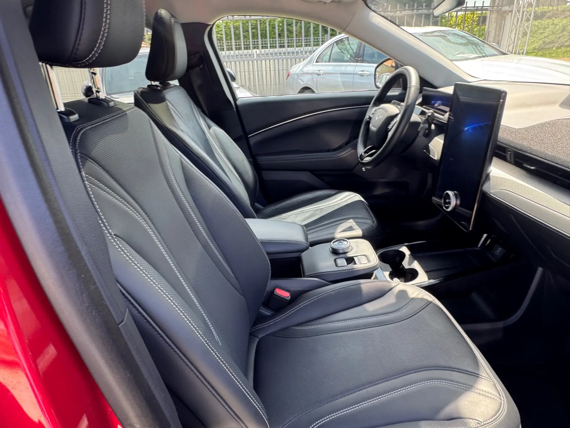 Ford Mustang Mach-E 98.7 kWh Premium 17